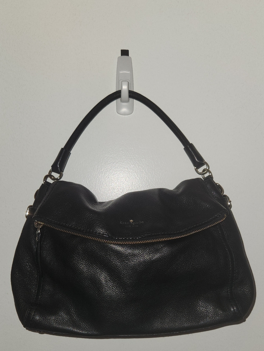 ⛔️RSVD❌️Kate Spade black leather foldover shoulder bag. Preloved item sold as is